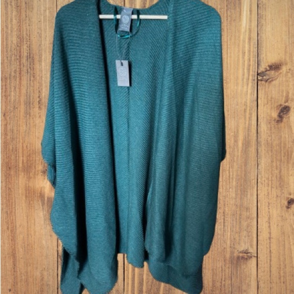 Elegant Fern green  Women's cape wrap